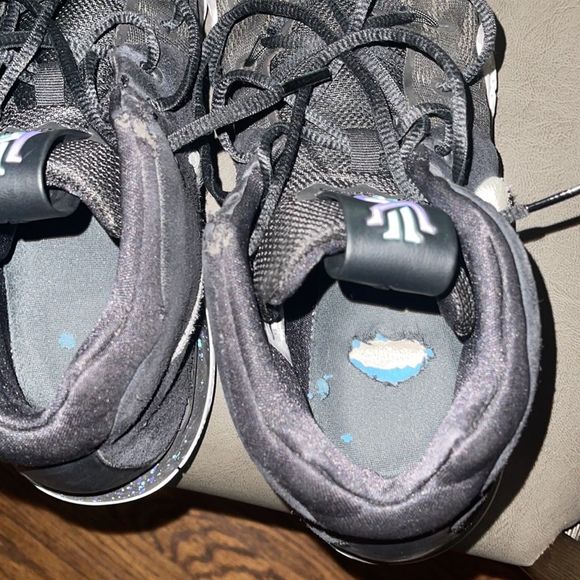 Nike Kyrie Irving Basketball Sneakers main image 6